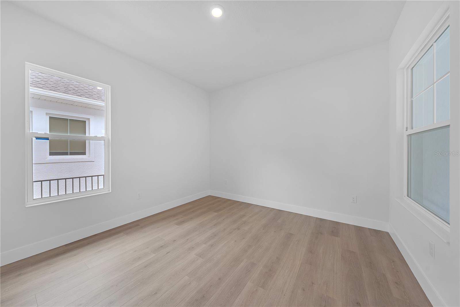 7267 KODIAK LN