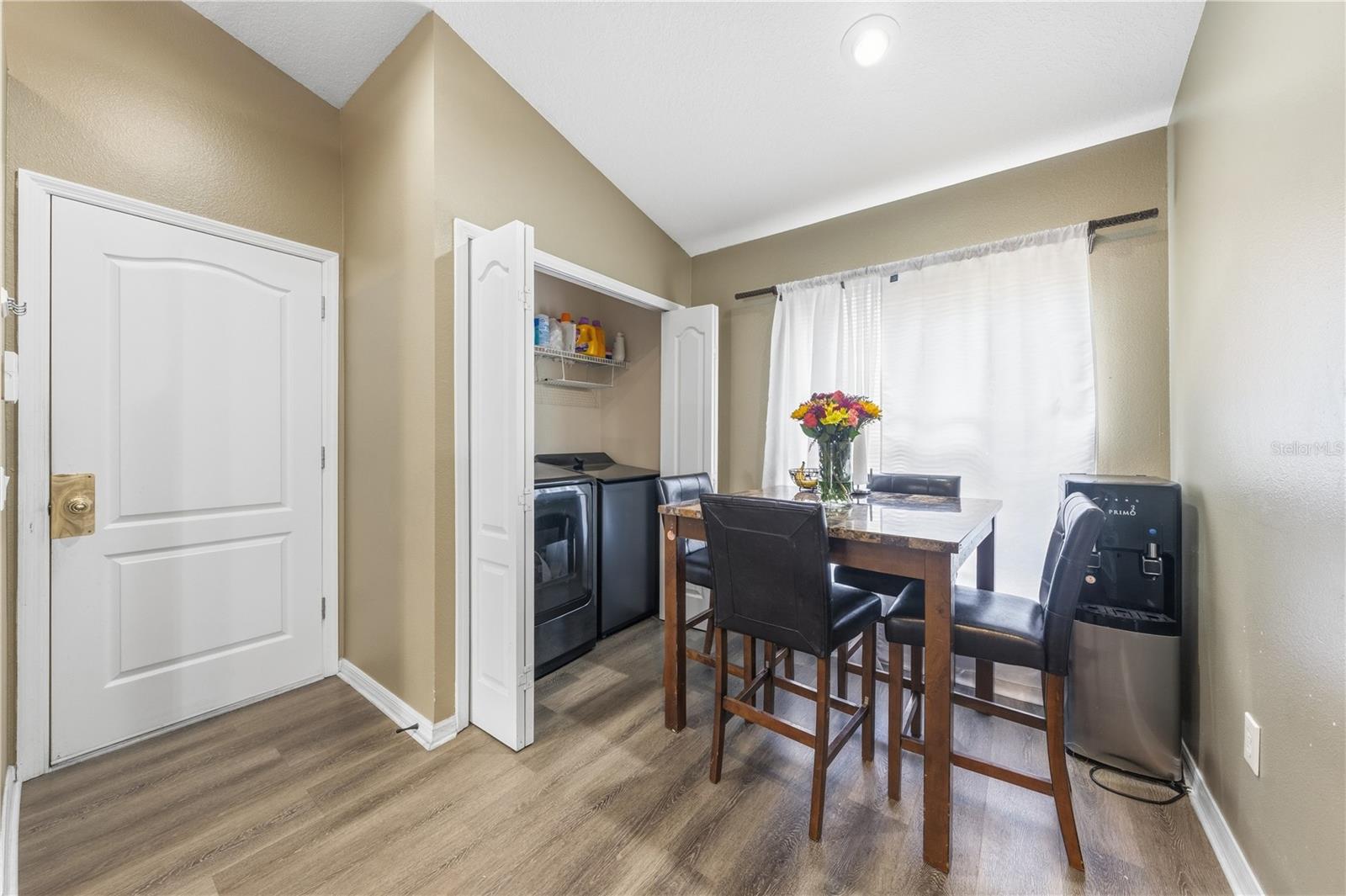 3324 MANOR COVE CIR