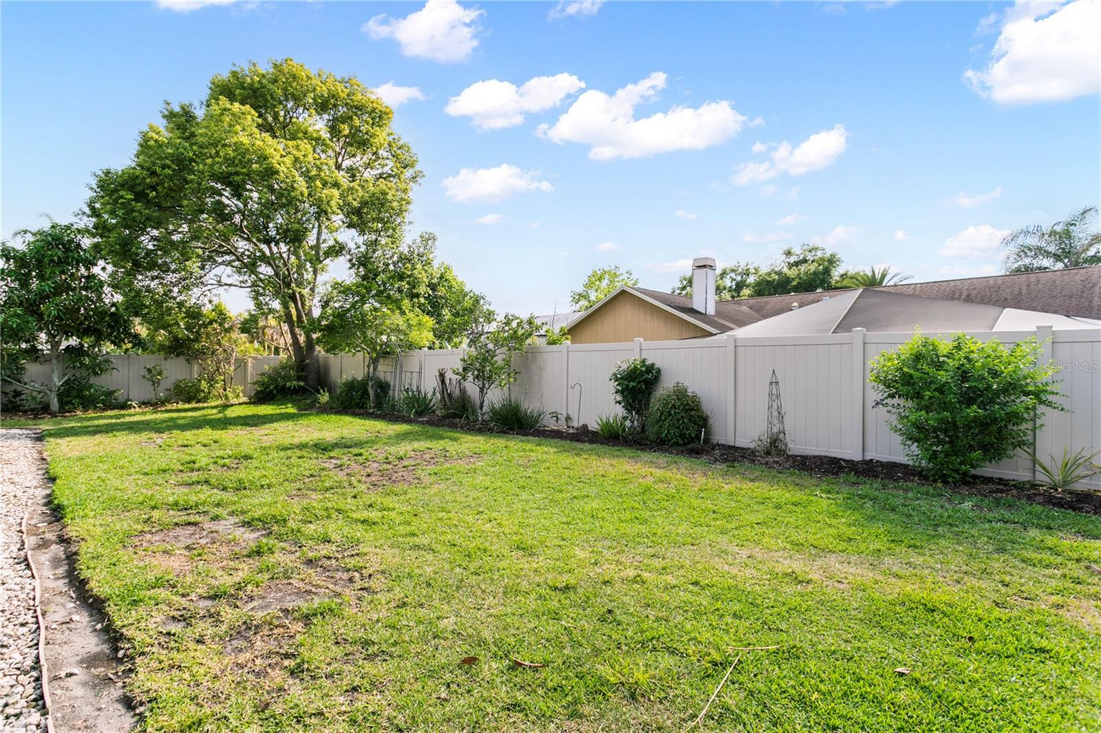 15711 JERICHO DR