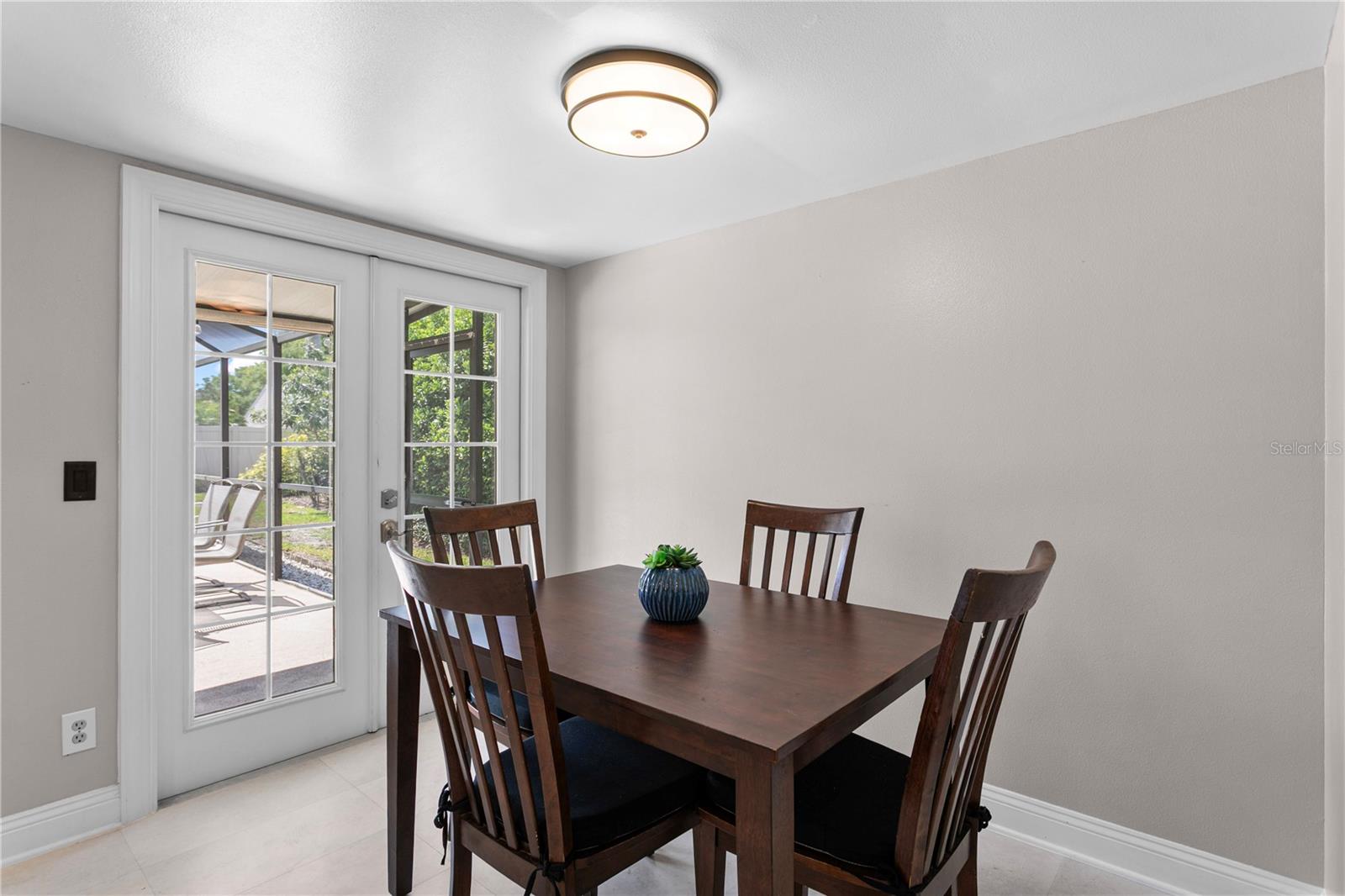 15711 JERICHO DR