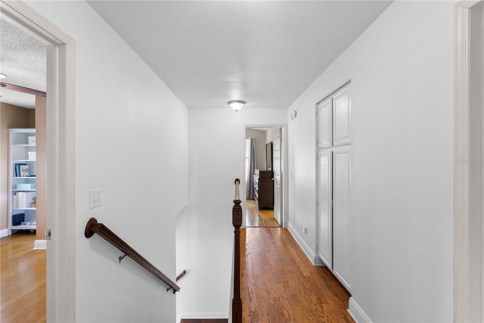 15711 JERICHO DR