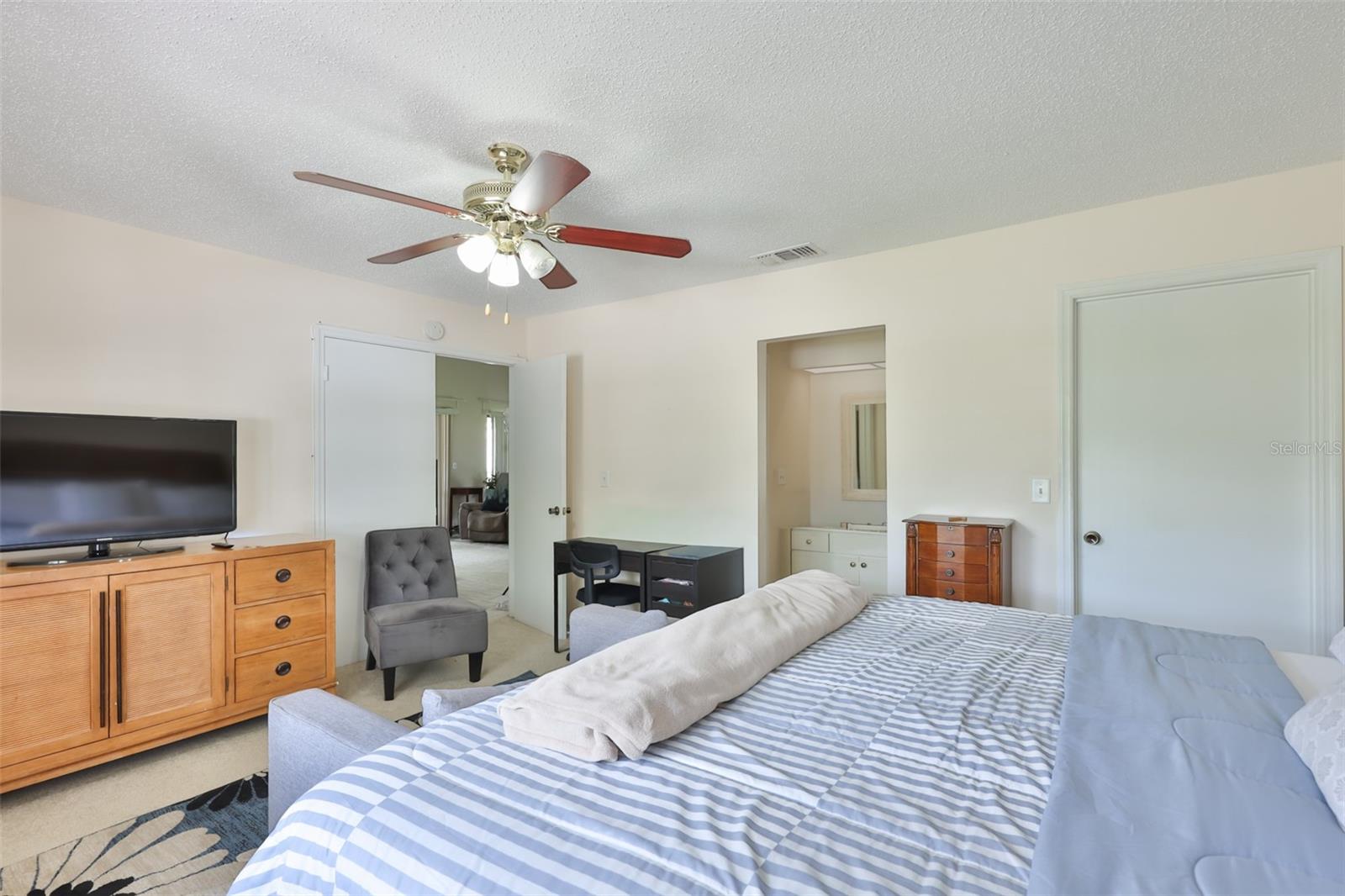 1741 ATRIUM DR