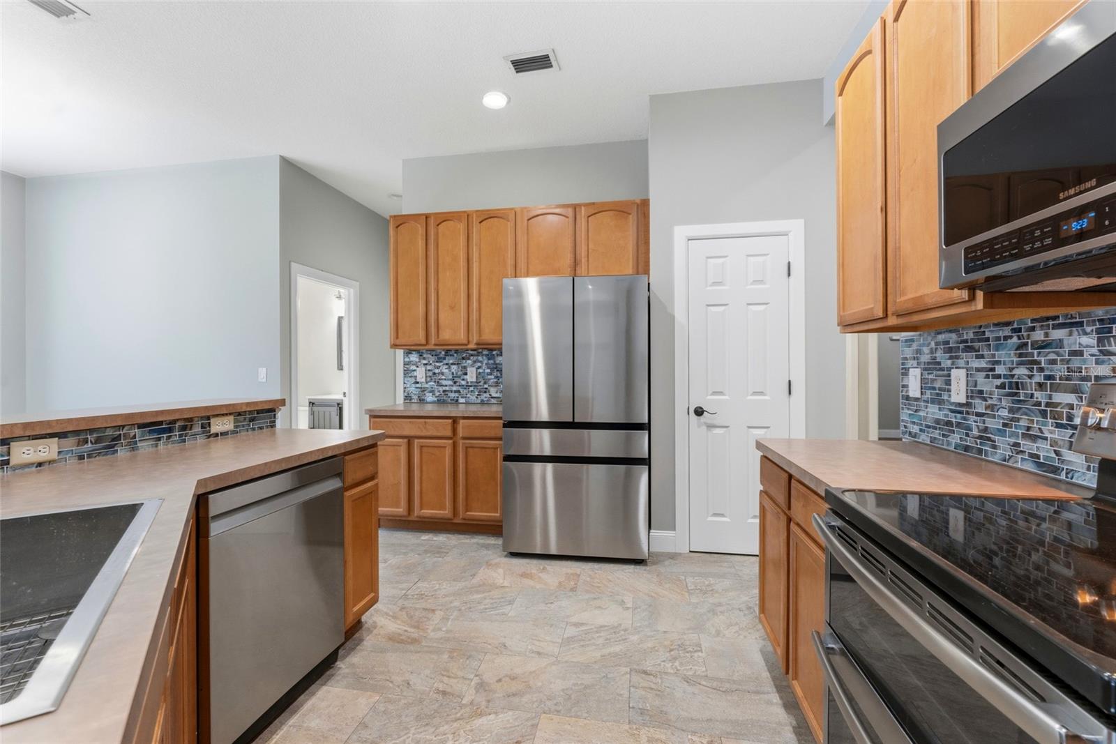 1115 LUMSDEN TRACE CIR