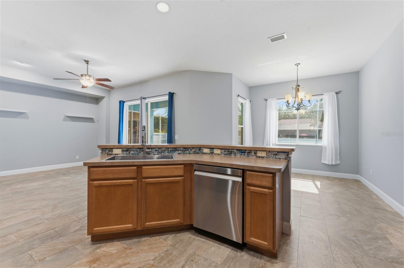 1115 LUMSDEN TRACE CIR