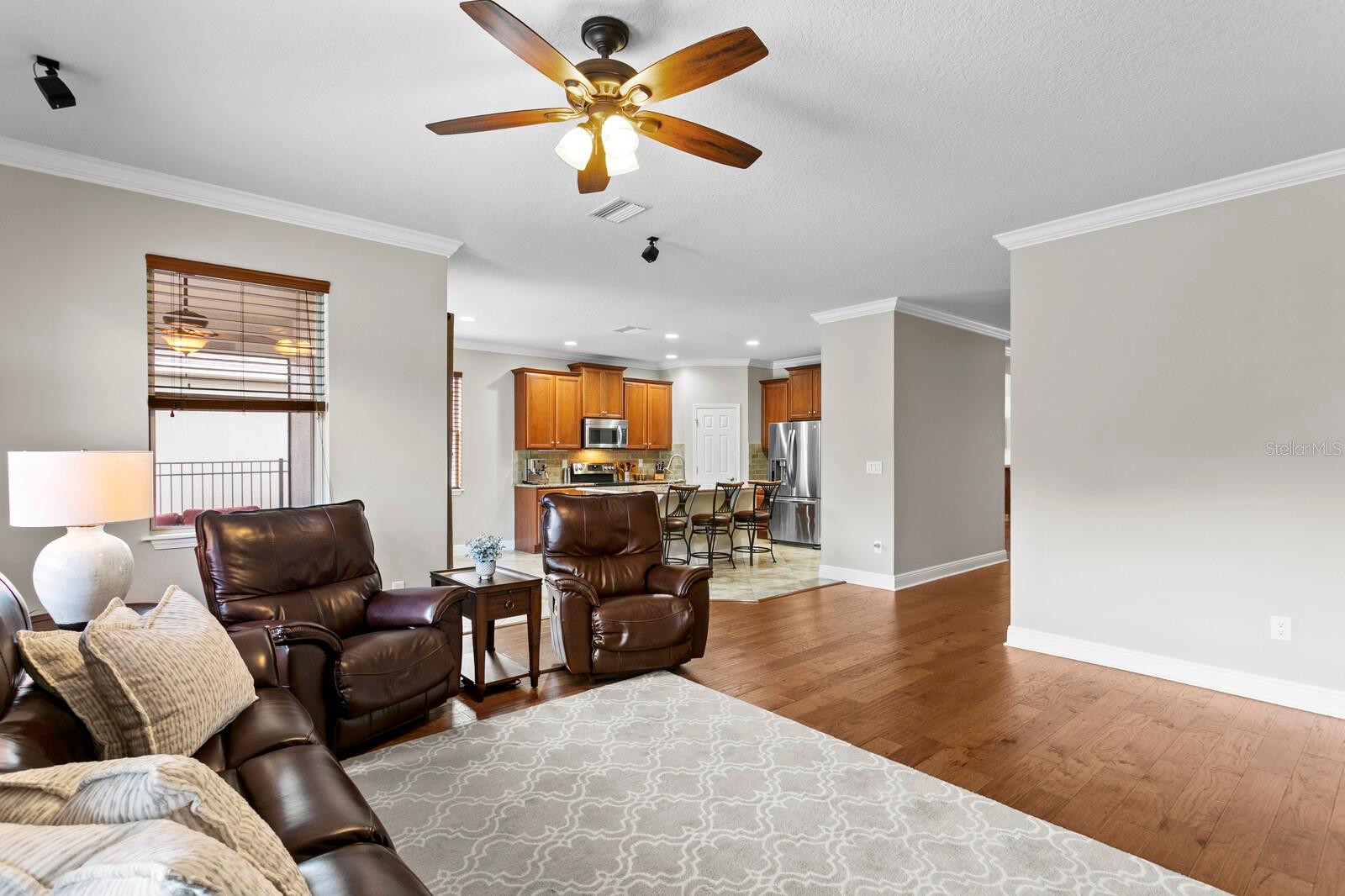 3122 MAJESTIC VIEW DR