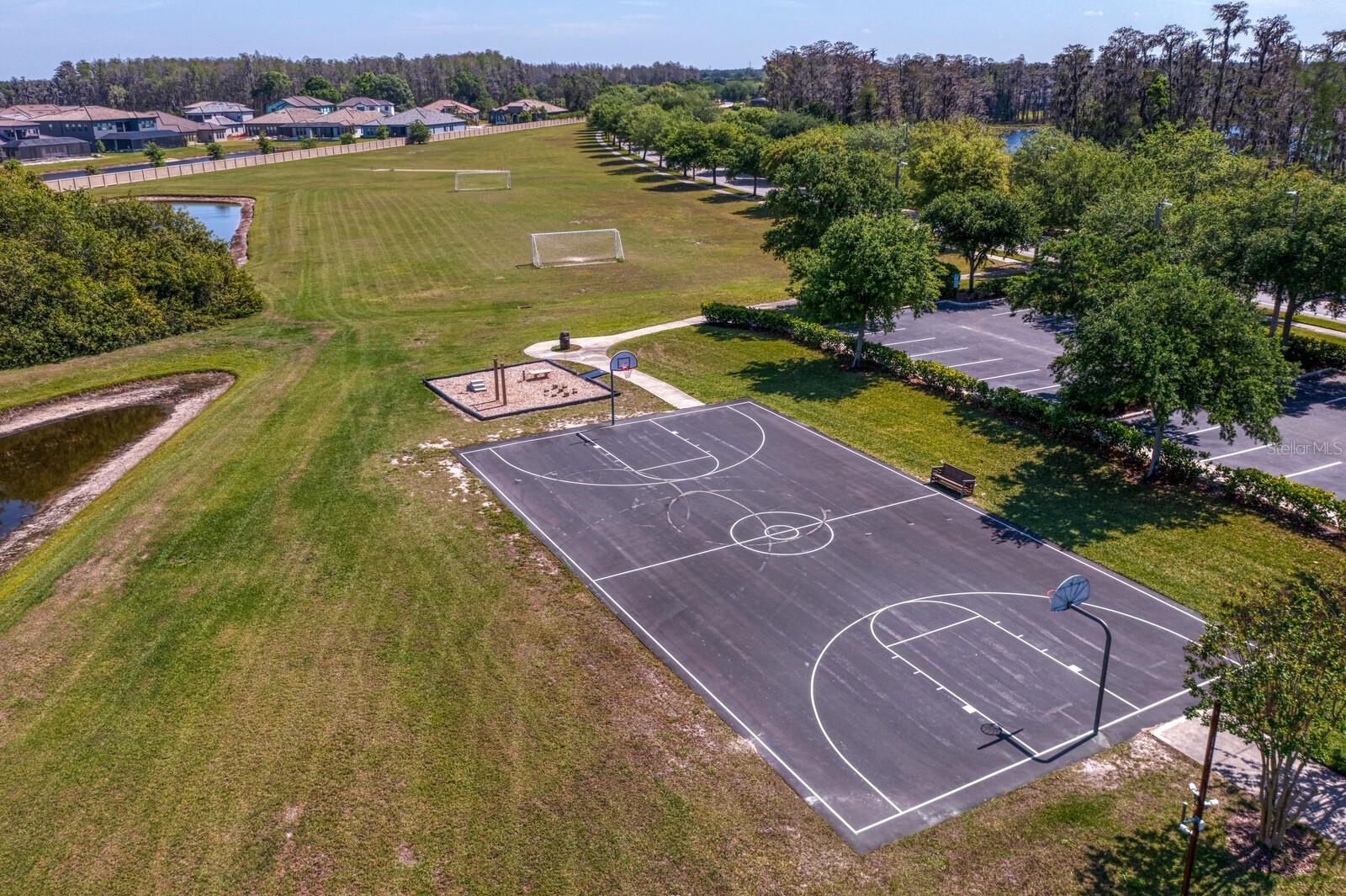 3122 MAJESTIC VIEW DR