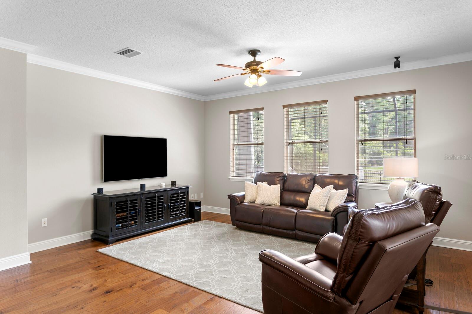 3122 MAJESTIC VIEW DR