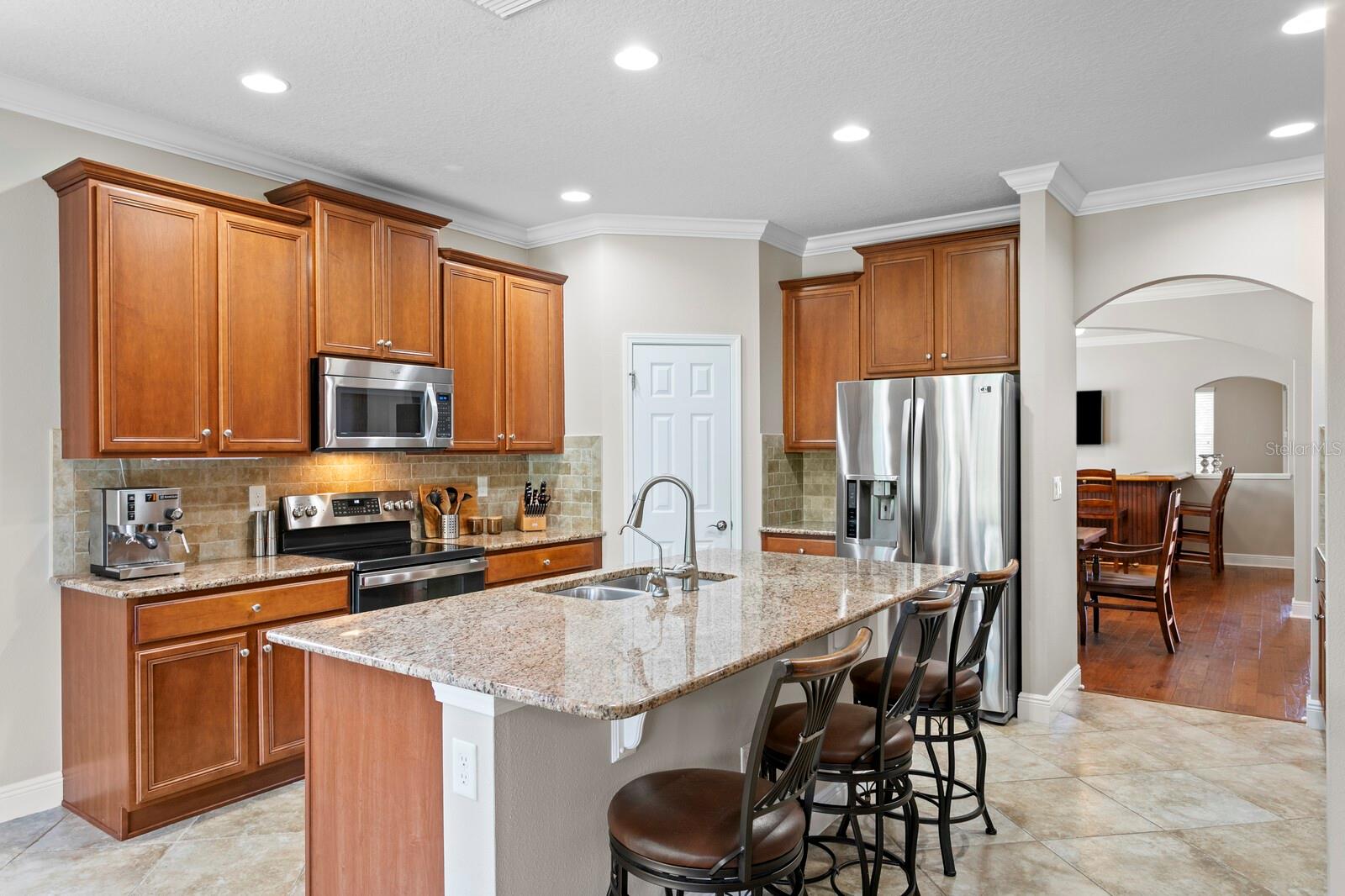 3122 MAJESTIC VIEW DR