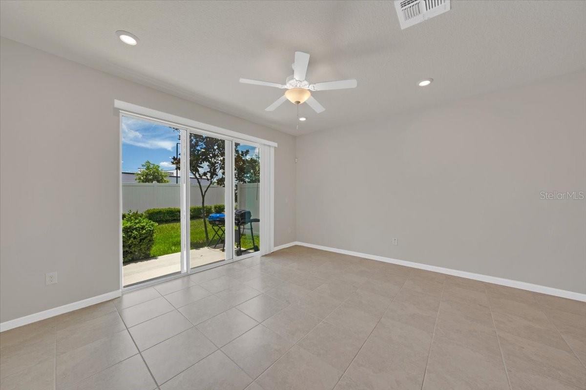 2906 DEER PINE TRL
