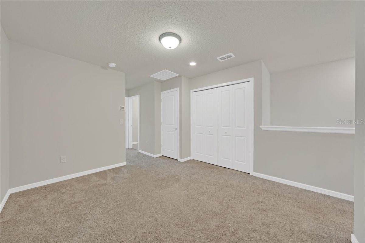 2906 DEER PINE TRL