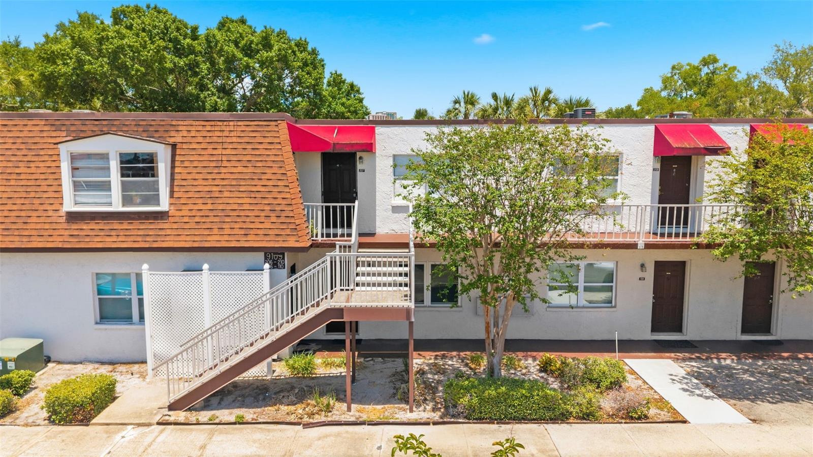 9109 W HILLSBOROUGH AVE #J107