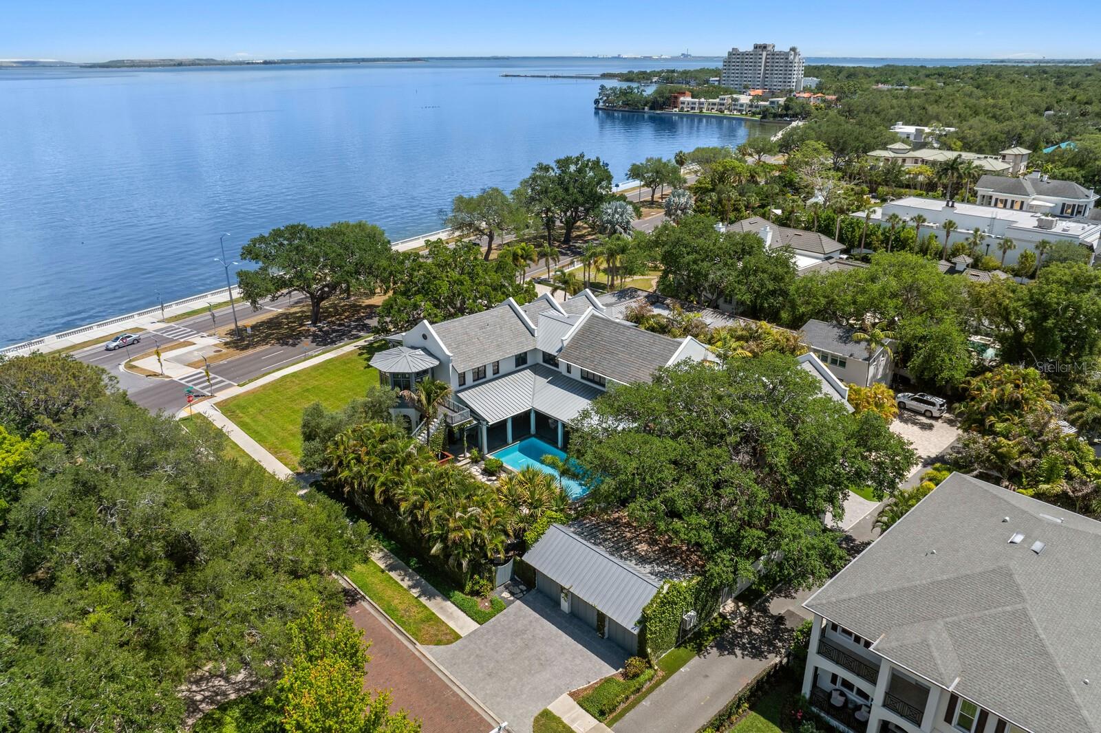4613 BAYSHORE BLVD