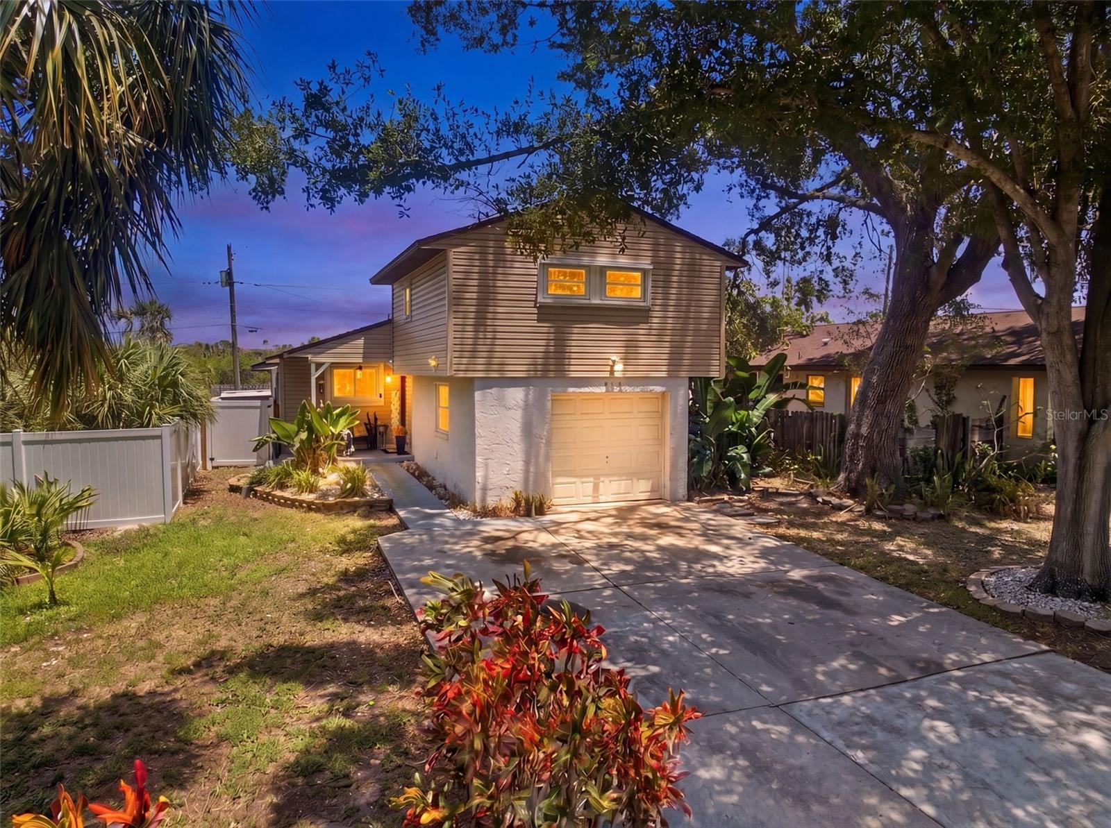 111 69TH AVE N
