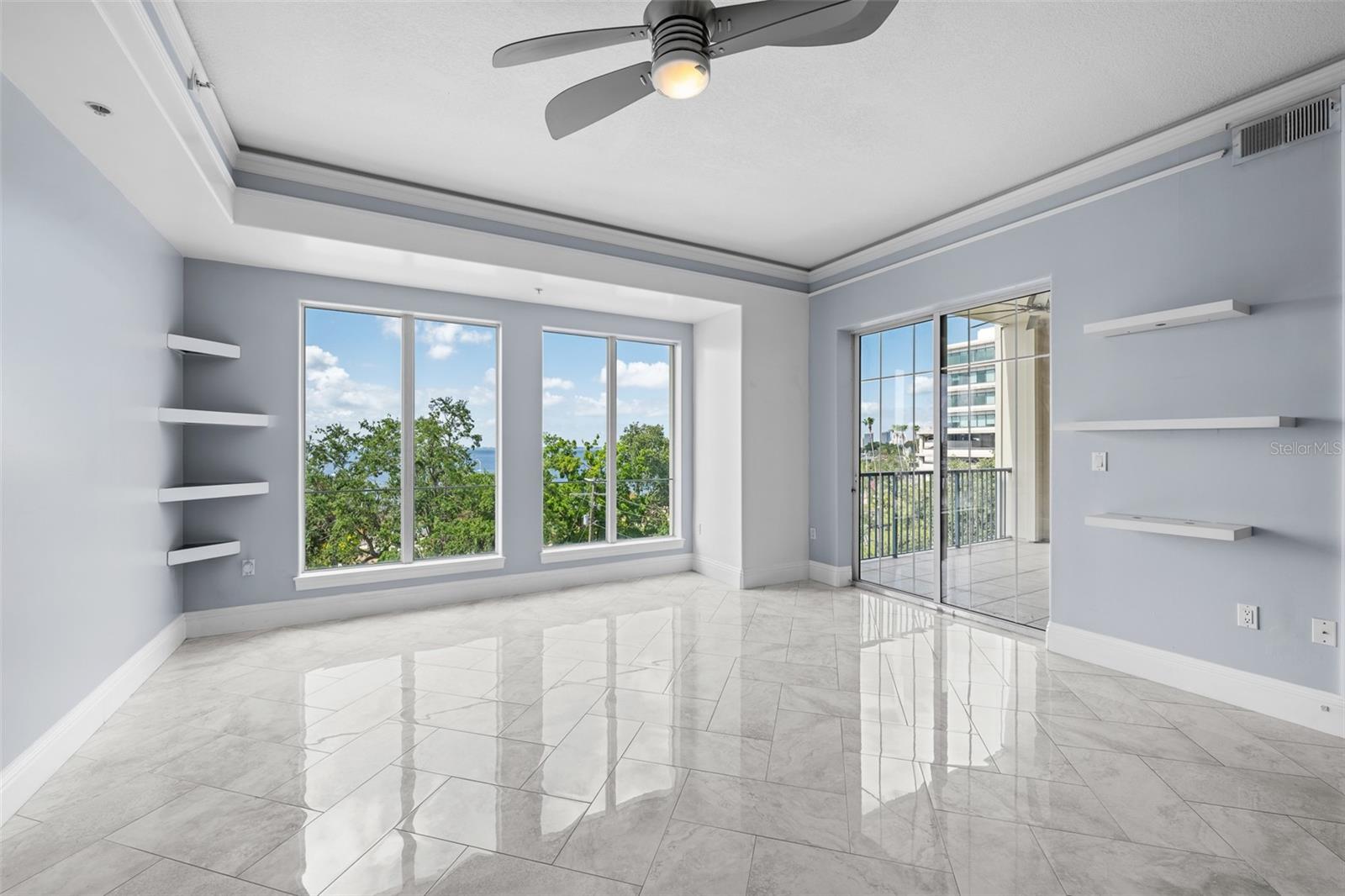 509 W BAY ST #305