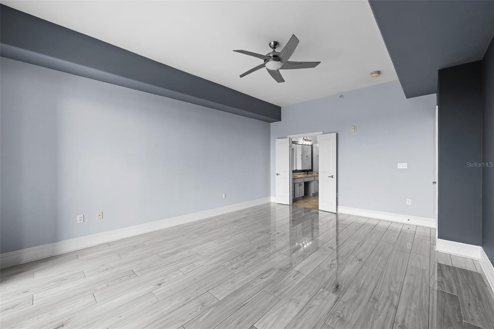 509 W BAY ST #305