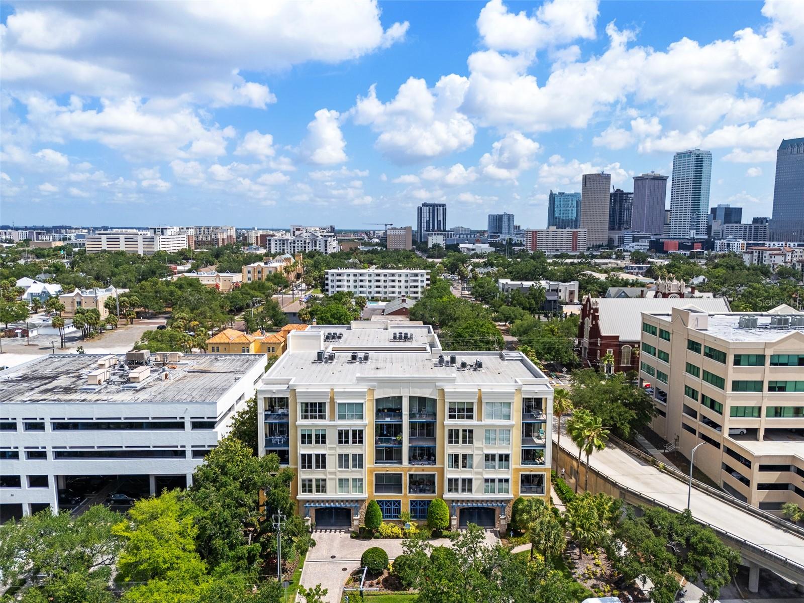 509 W BAY ST #305
