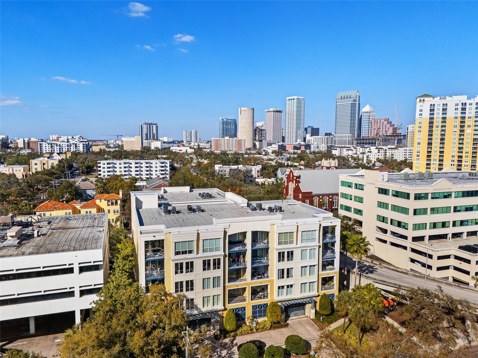 509 W BAY ST #305