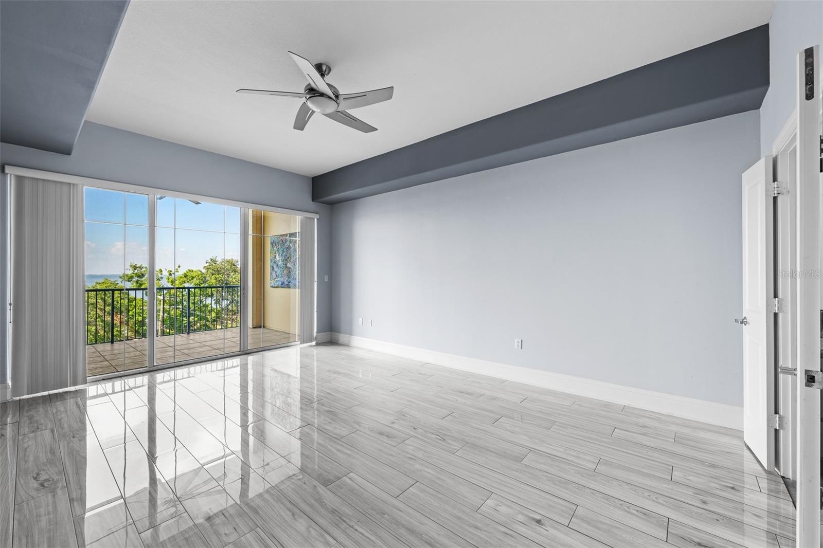 509 W BAY ST #305