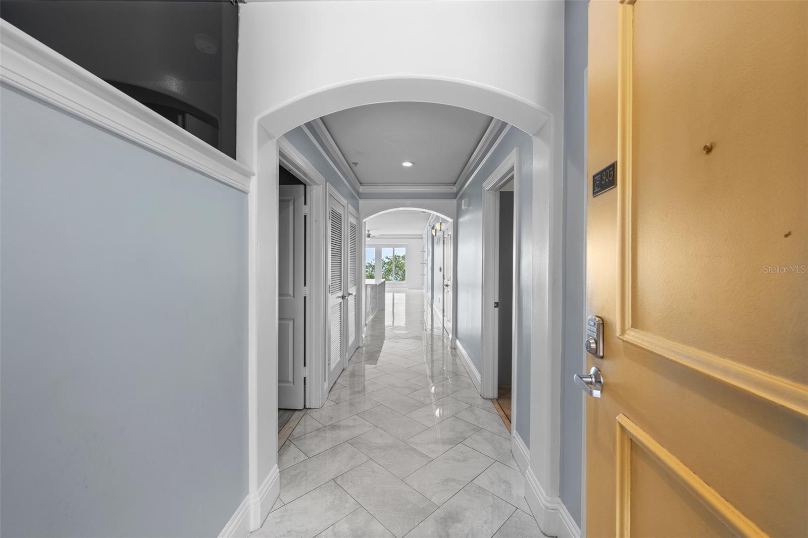 509 W BAY ST #305