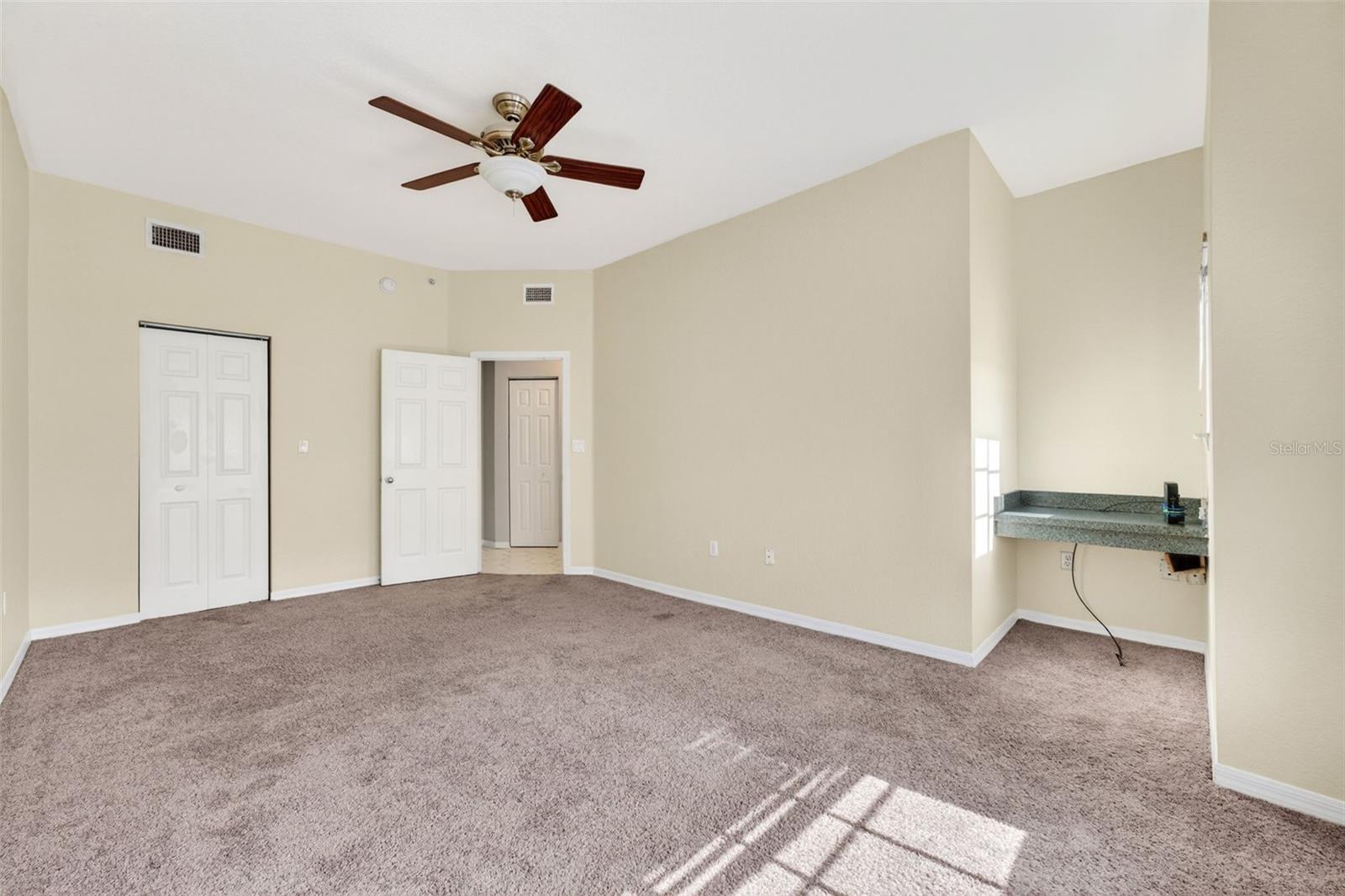 105 BRADFORD BEACH CT #105