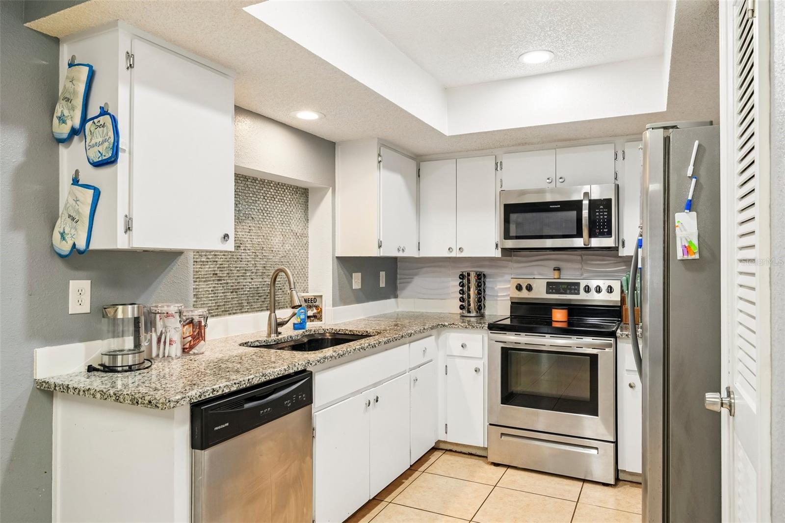 13403 RAYBURN RD