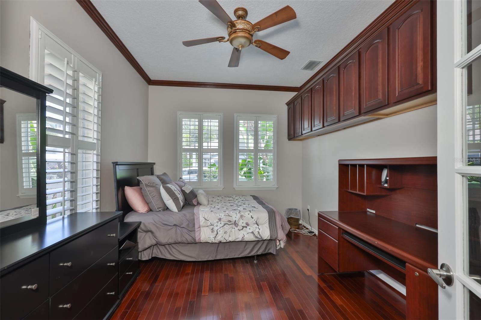 5229 BRIGHTON SHORE DR