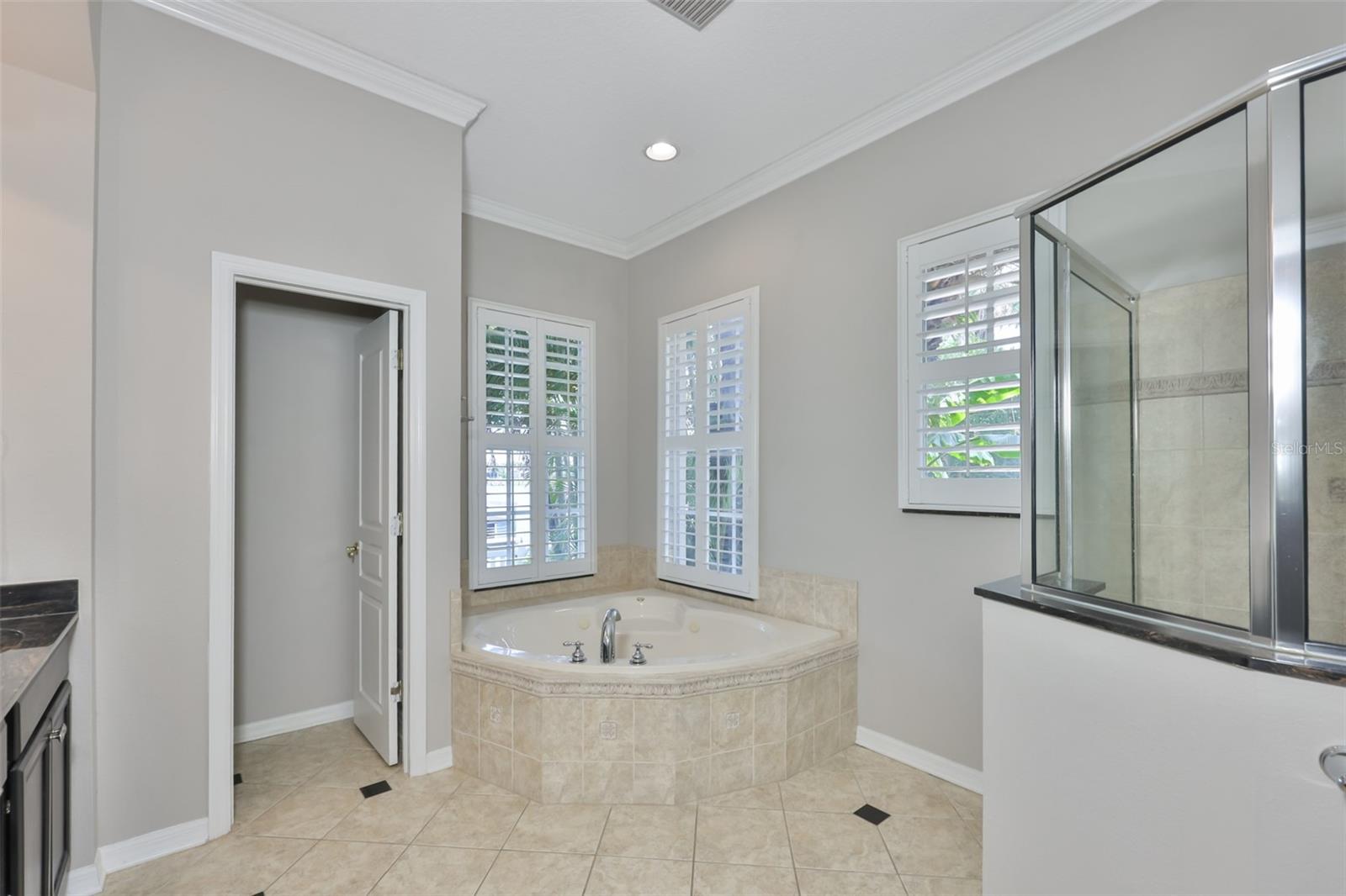 5229 BRIGHTON SHORE DR