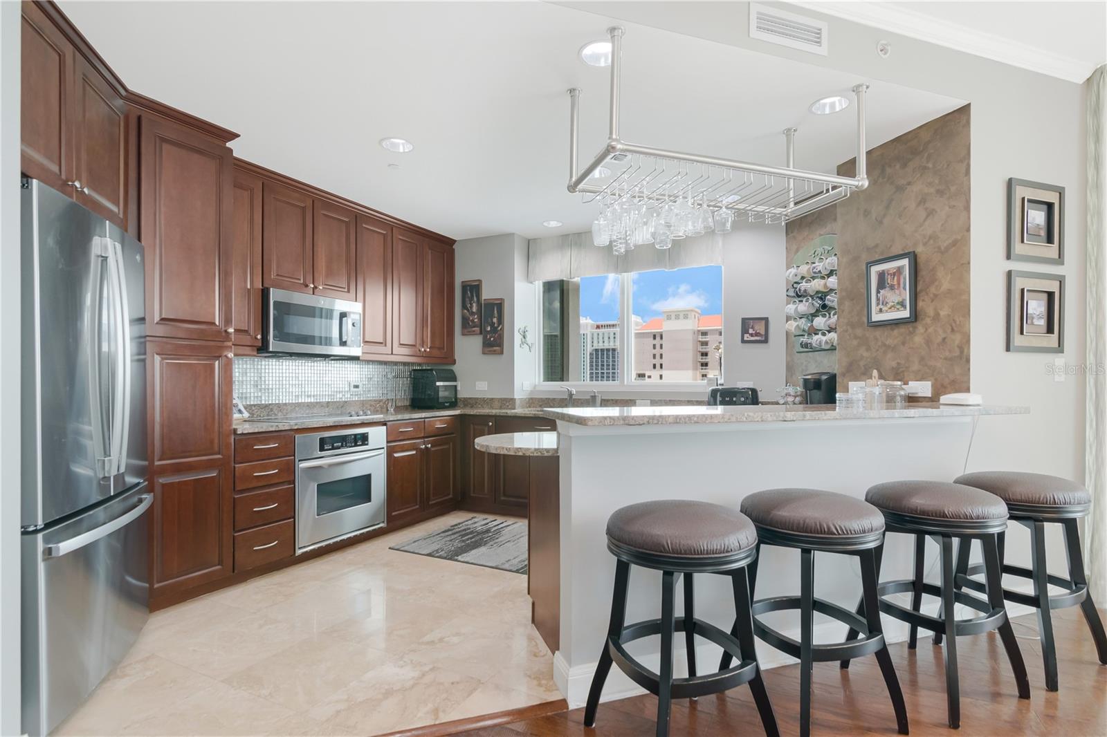 450 KNIGHTS RUN AVE #1501