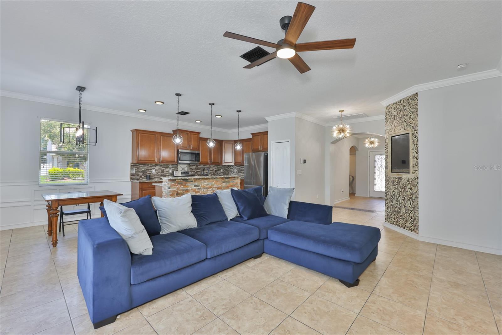 401 BRITTON SHORES CT