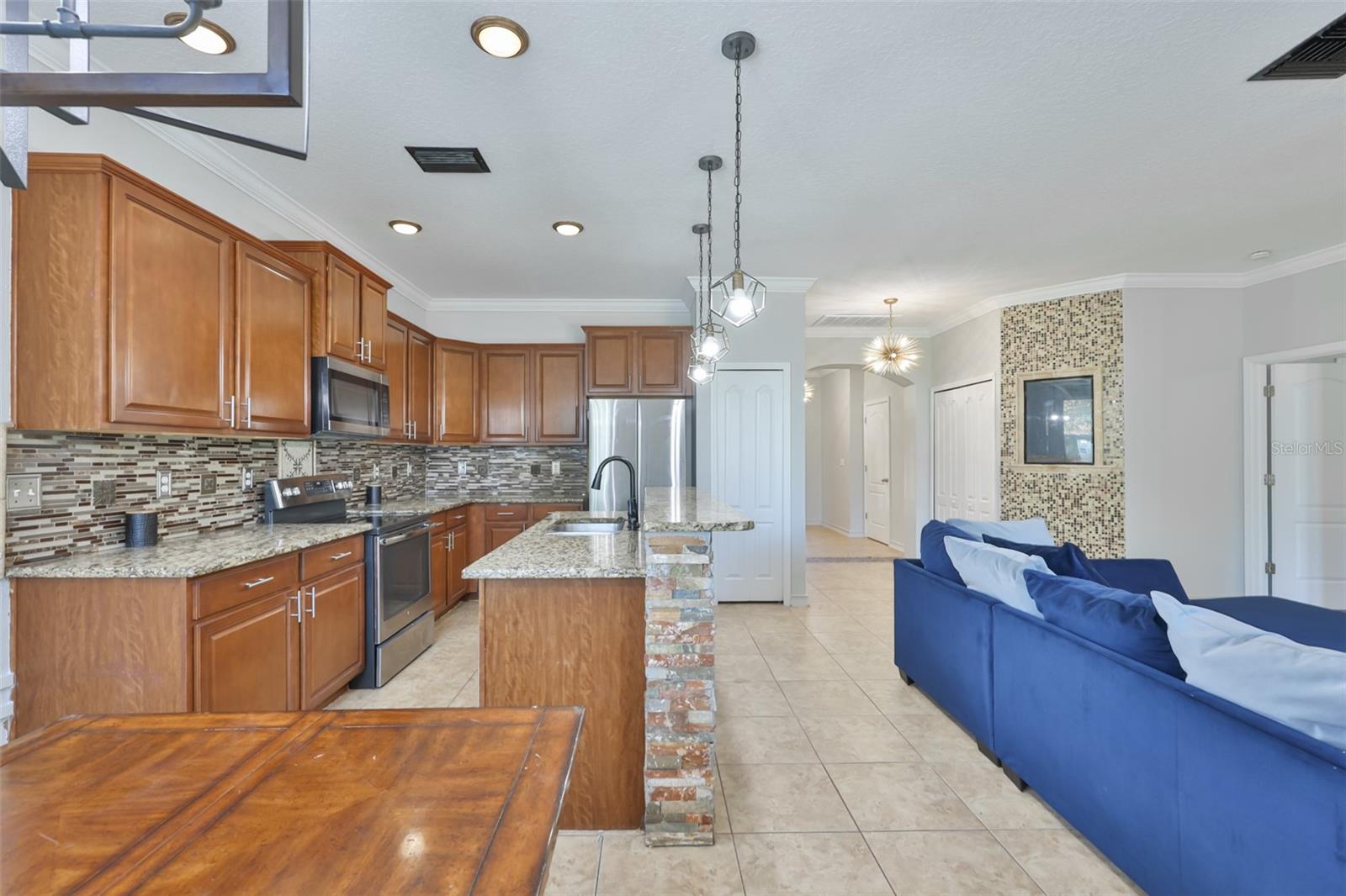 401 BRITTON SHORES CT