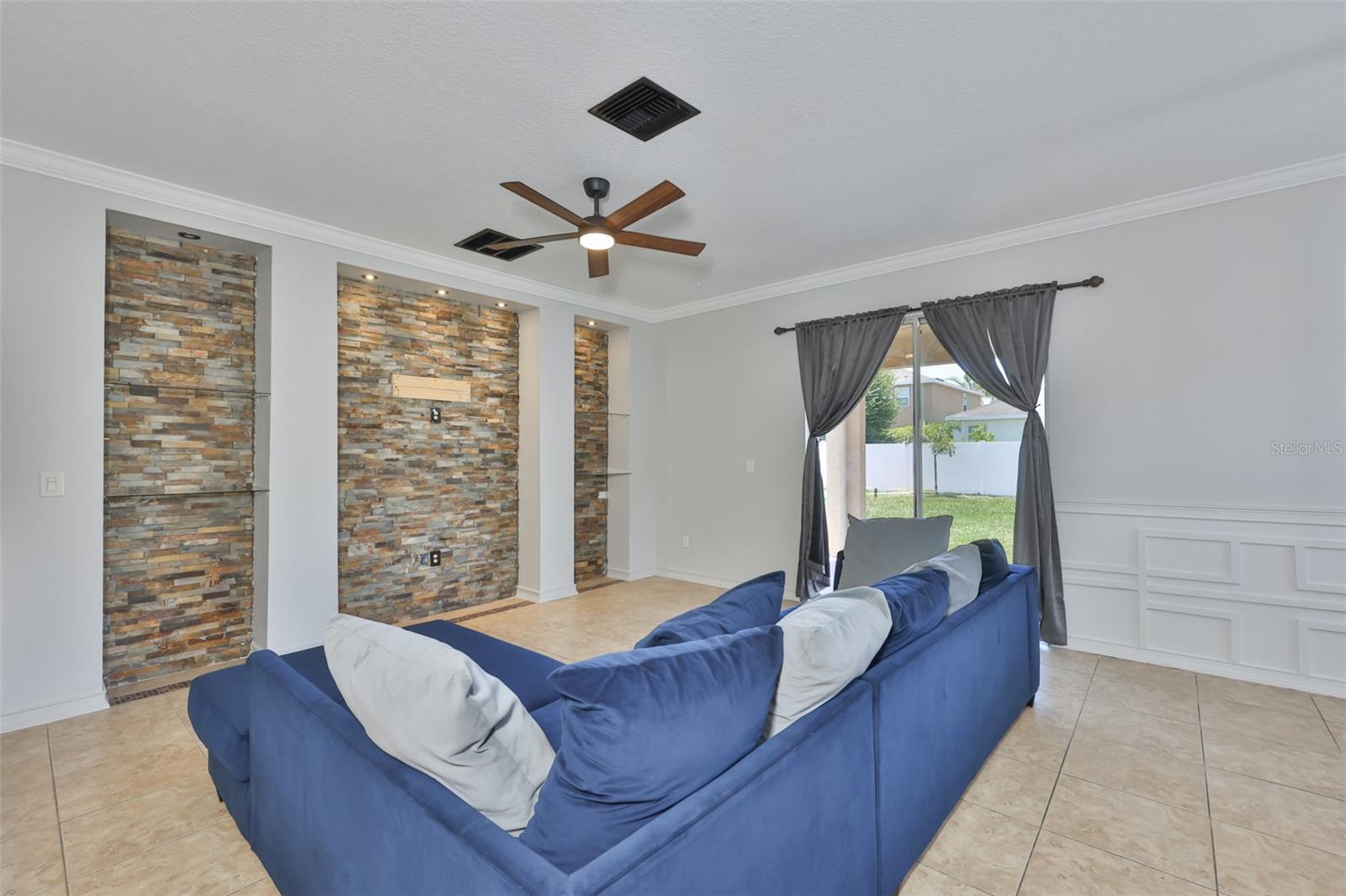 401 BRITTON SHORES CT