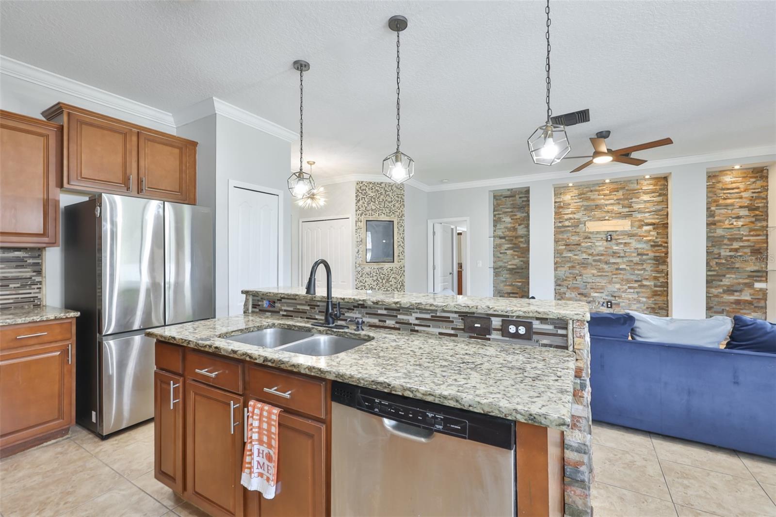 401 BRITTON SHORES CT