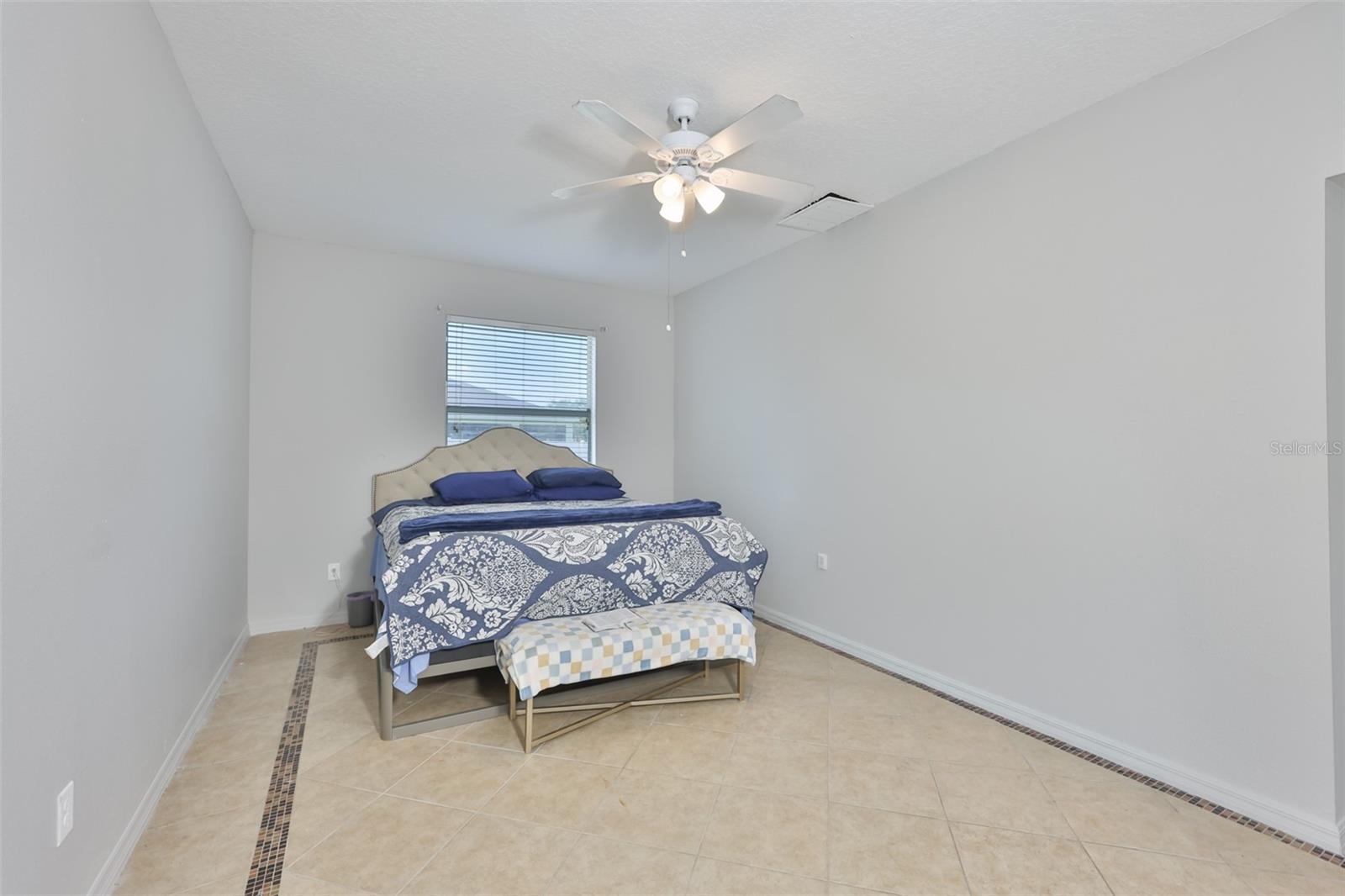 401 BRITTON SHORES CT