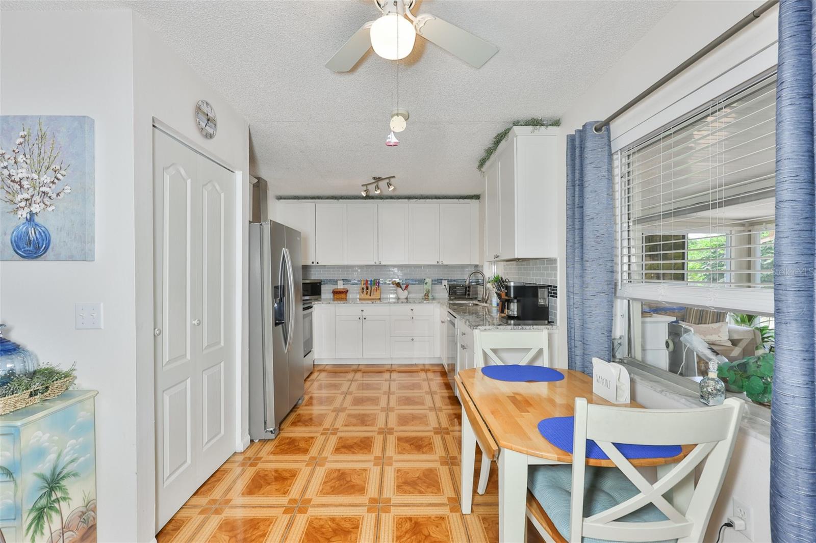 1706 FLAMINGO LN