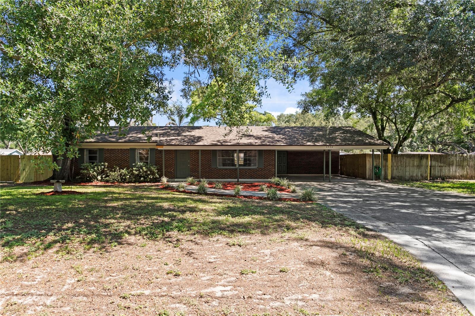 6928 GREENHILL PL
