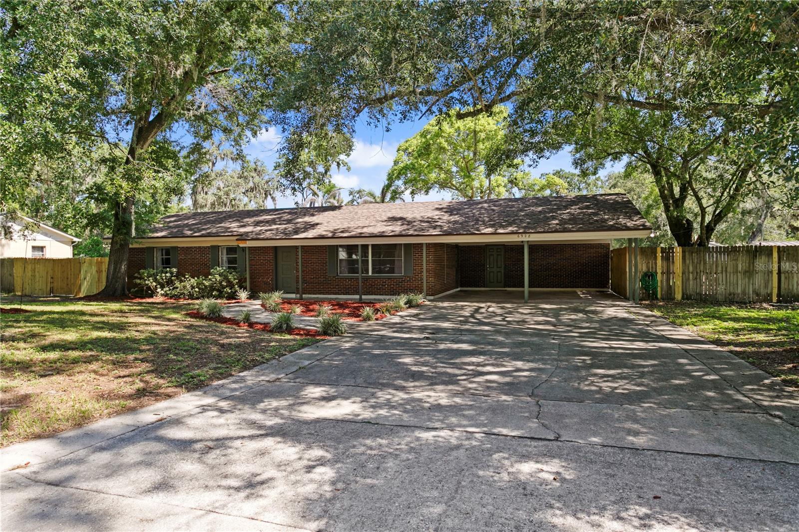 6928 GREENHILL PL