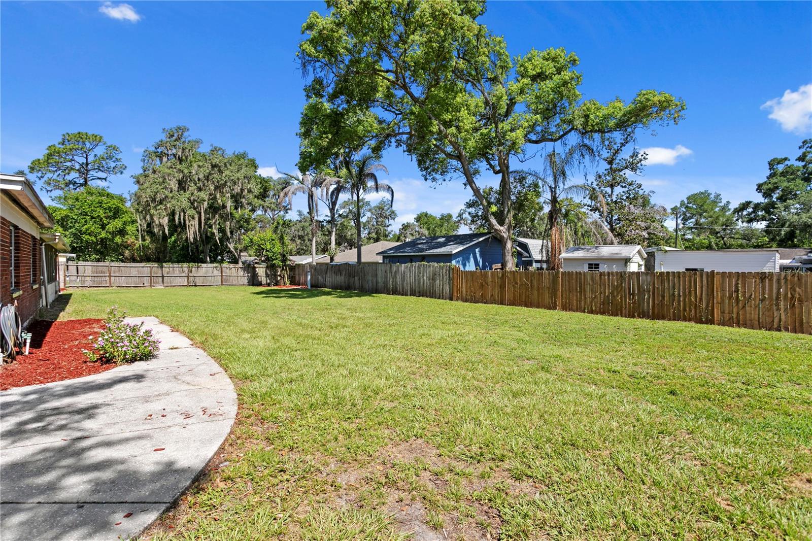 6928 GREENHILL PL