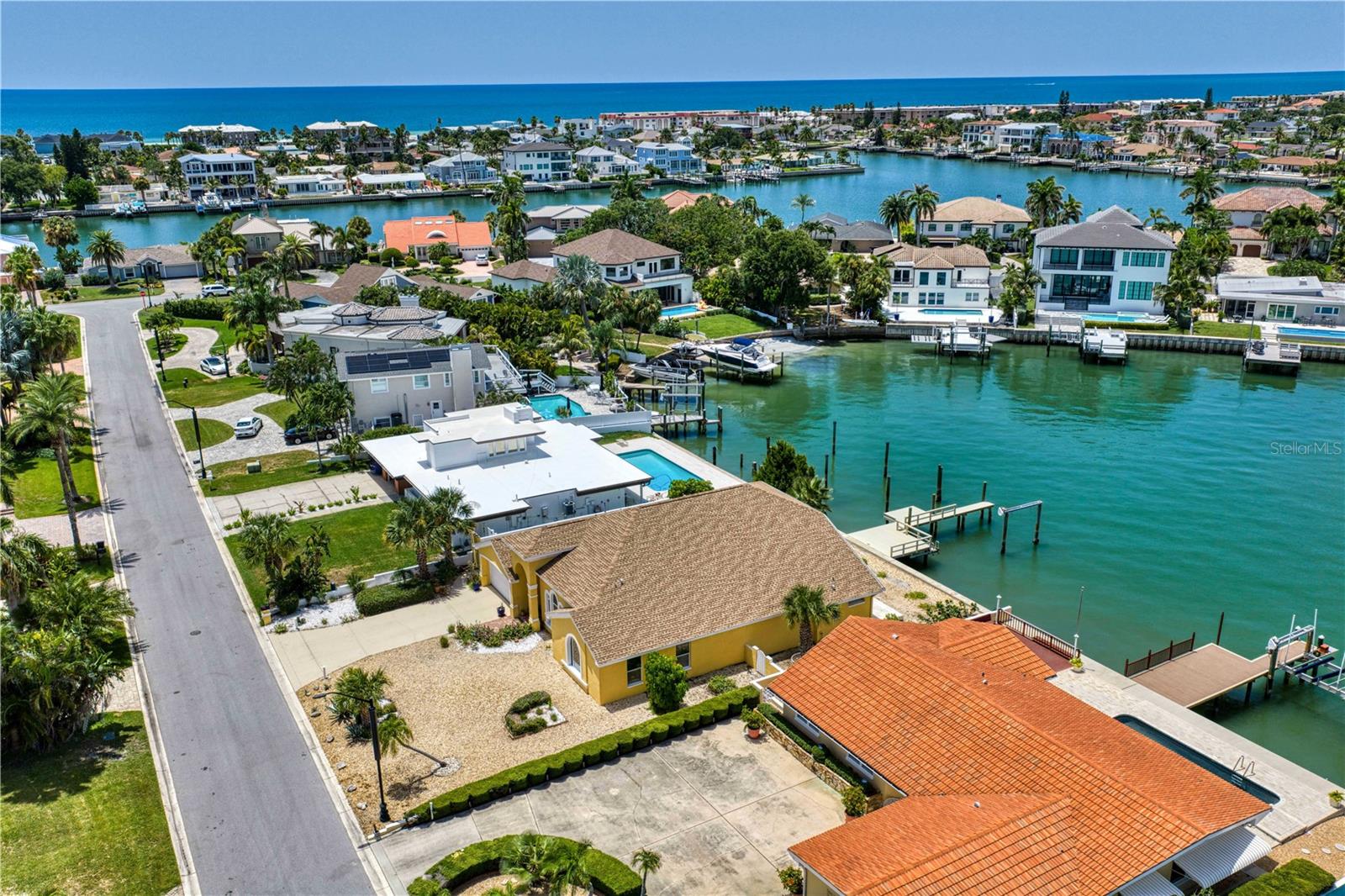 115 ALETA DR
