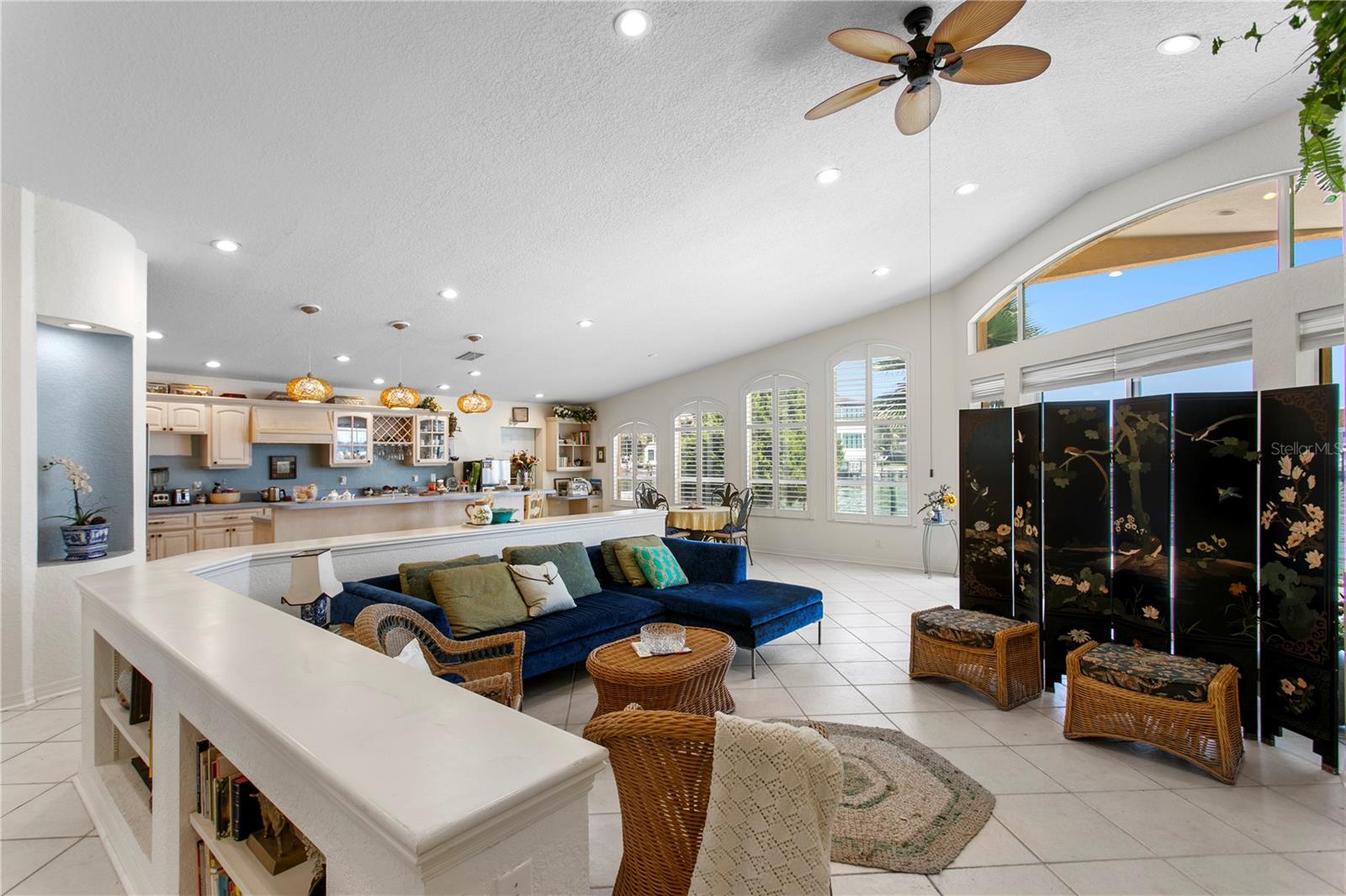 115 ALETA DR
