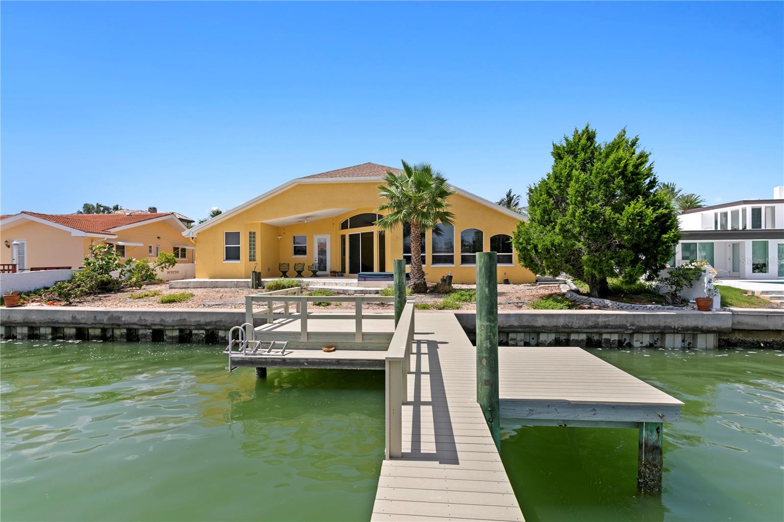 115 ALETA DR