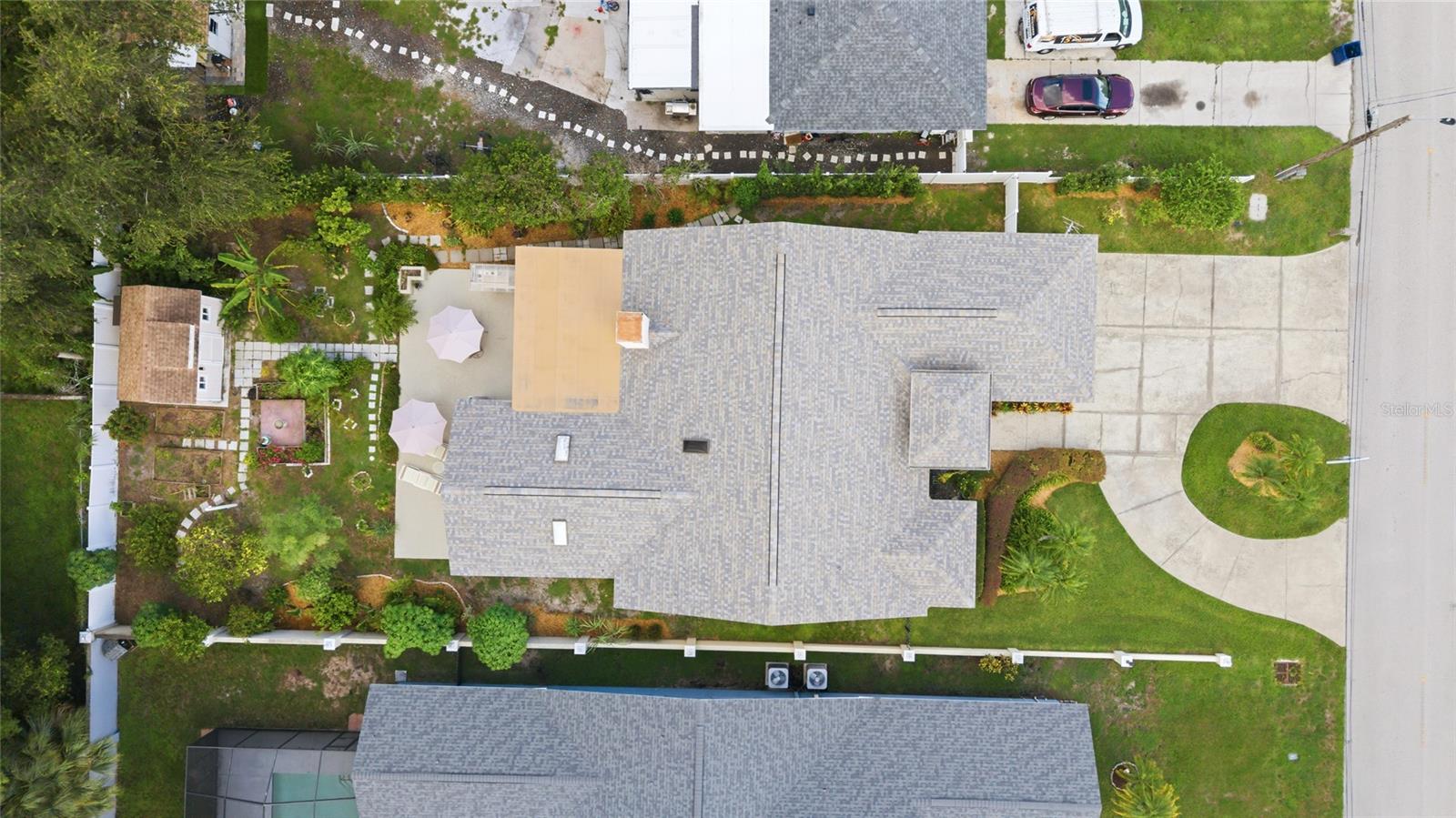 2708 W OSBORNE AVE