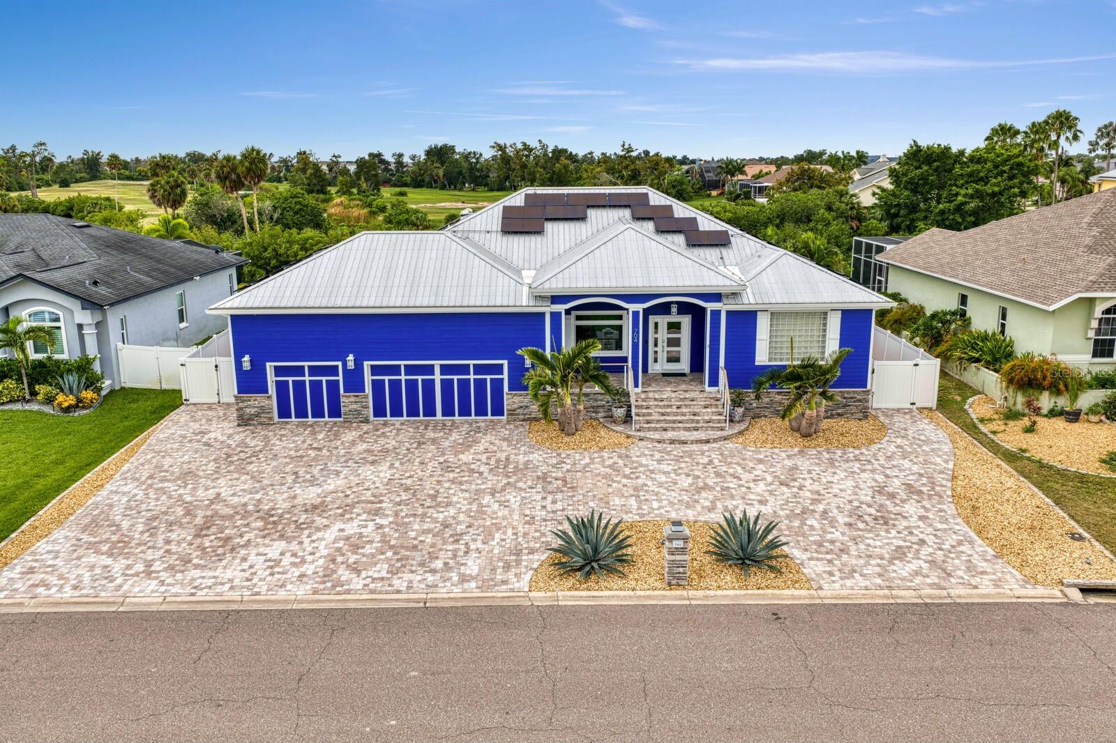 704 EAGLE LN