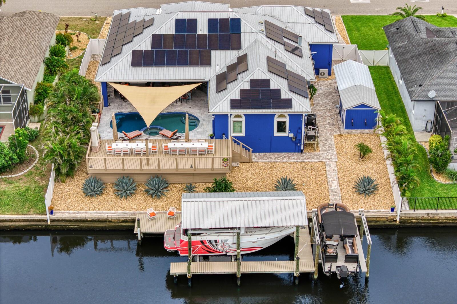 704 EAGLE LN