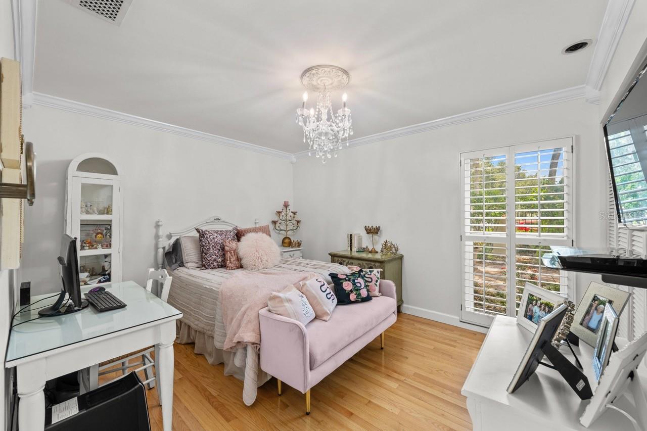 3303 EL AMADOR CT