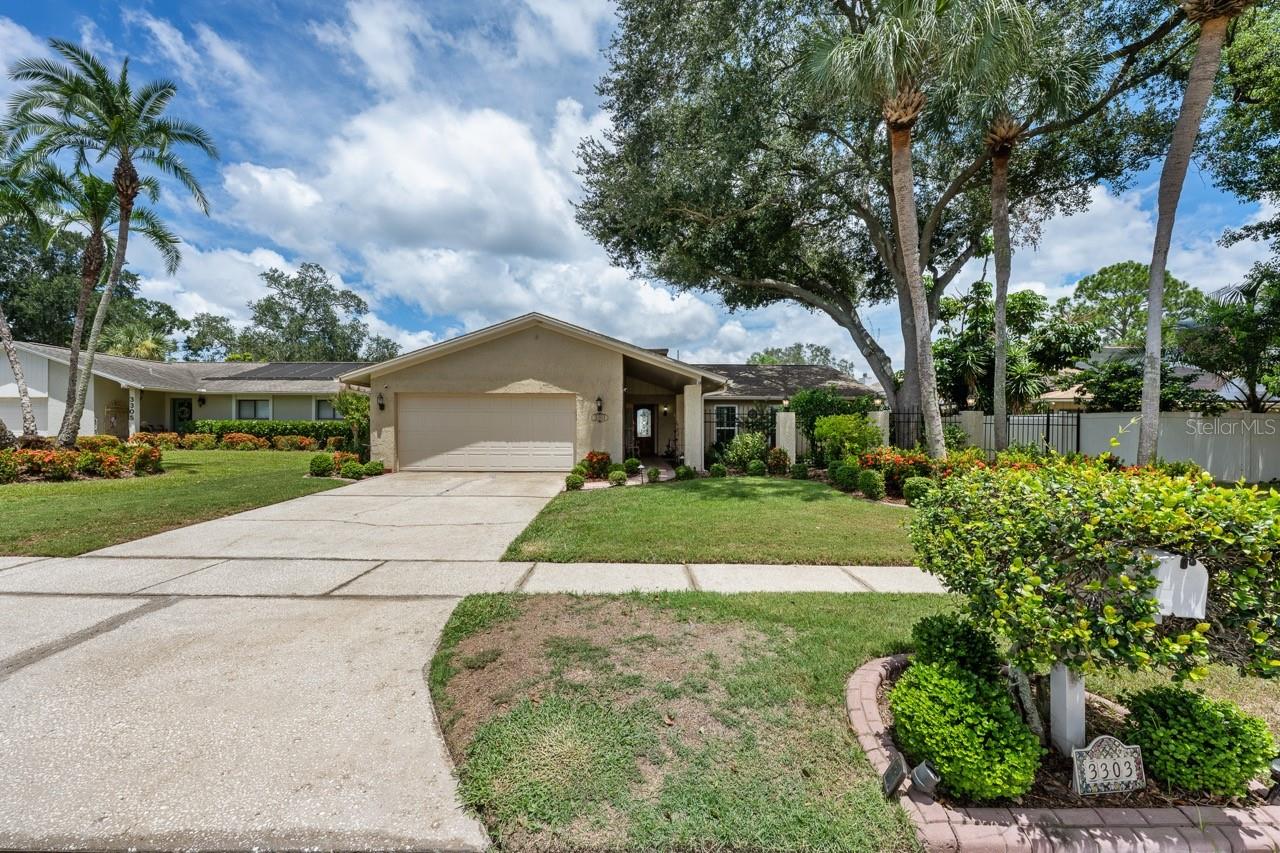 3303 EL AMADOR CT