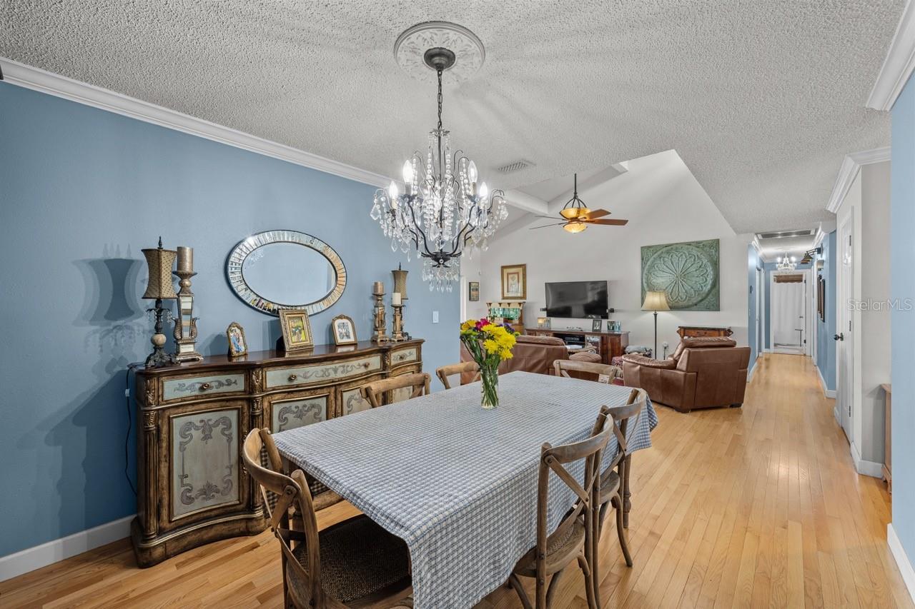 3303 EL AMADOR CT