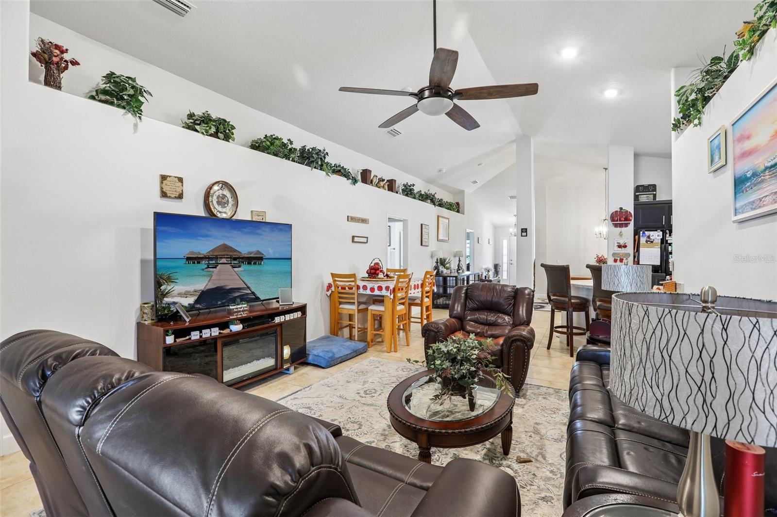 16214 VINE CLIFF AVE