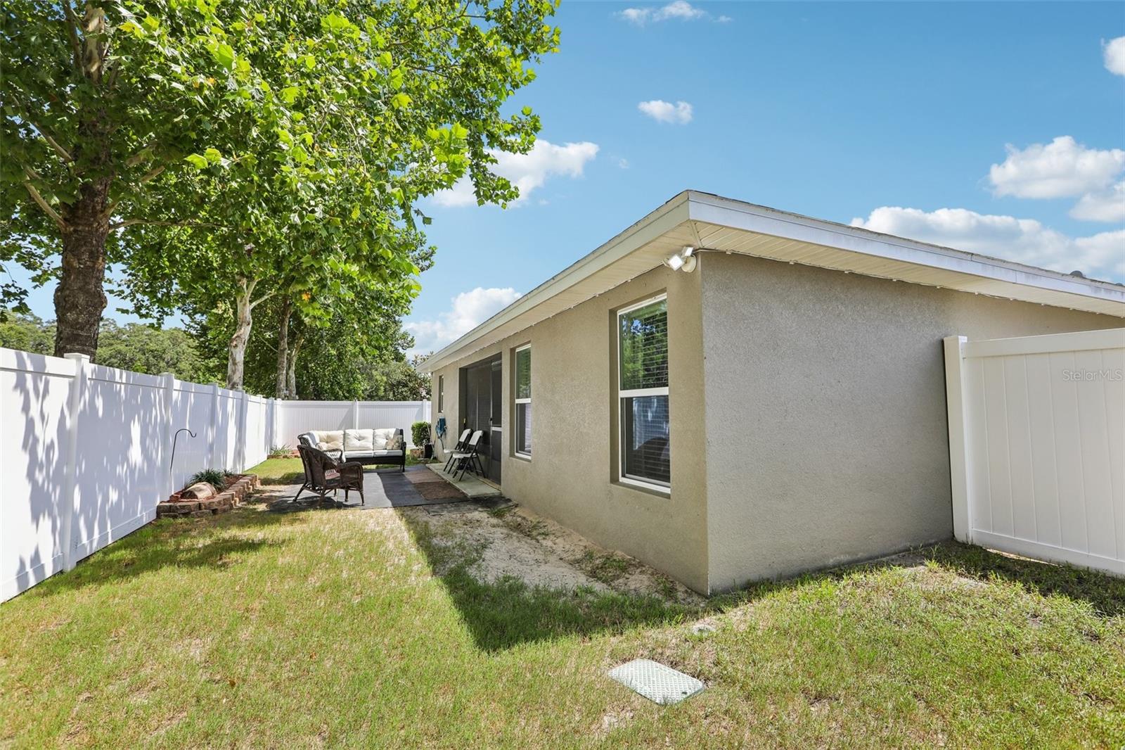 16214 VINE CLIFF AVE