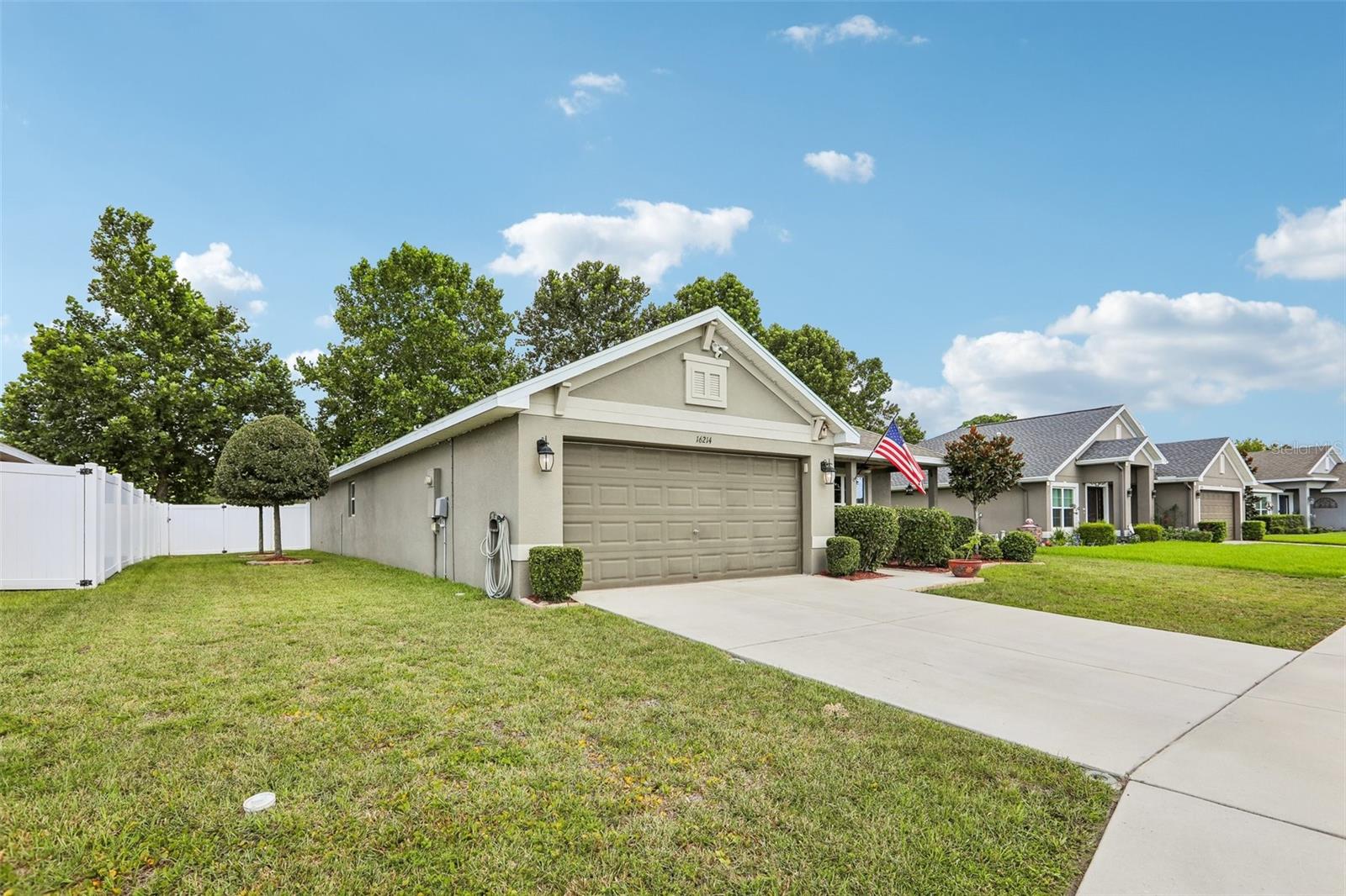 16214 VINE CLIFF AVE