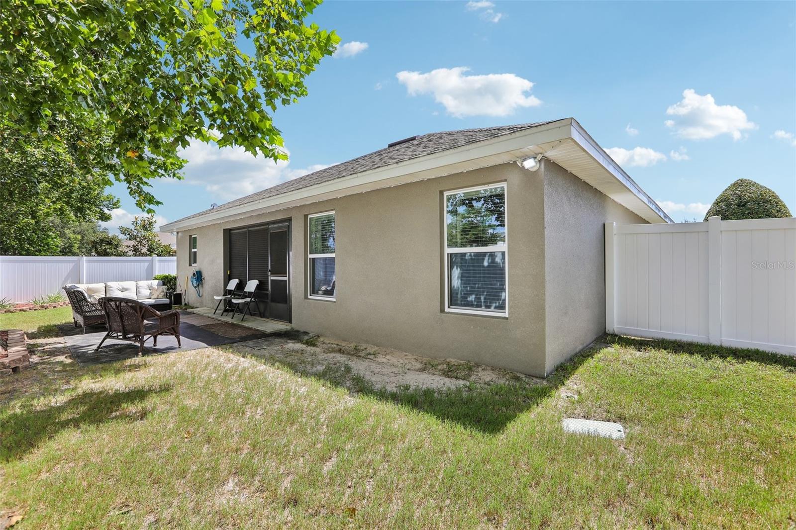 16214 VINE CLIFF AVE